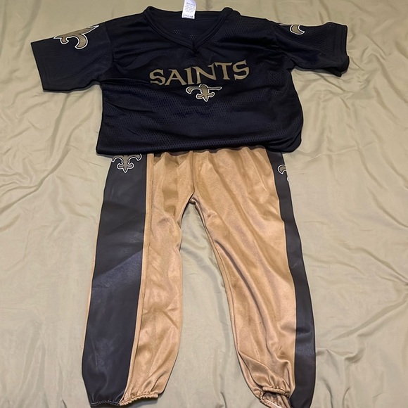 New Orleans Saints Youth Small Uniform/ Jersey & Pants - Picture 1 of 6